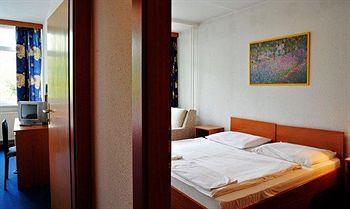 Romai Hotel Budapest Bagian luar foto